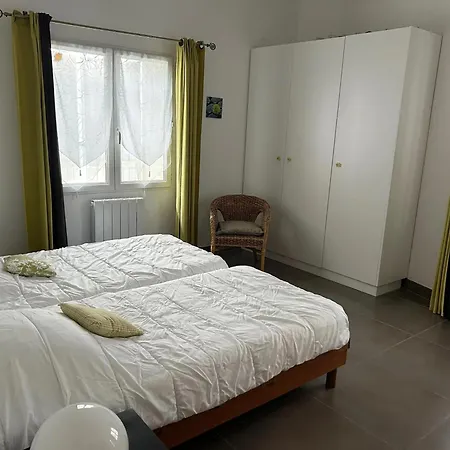 Maison Charmante Avec Jardin A Denis D'oleron Ideale Pour Familles