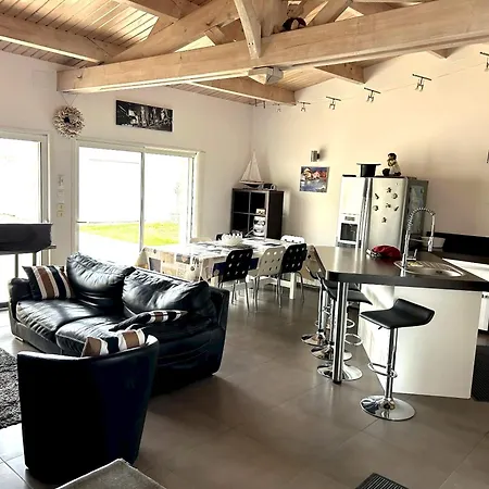 Maison Charmante Avec Jardin A Denis D'oleron Ideale Pour Familles Dom wakacyjny